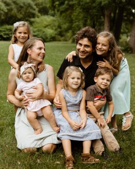 NASTYA AND FRIENDS A FAMILY ADVENTURE IN THE UNITED STATES intelligence overview