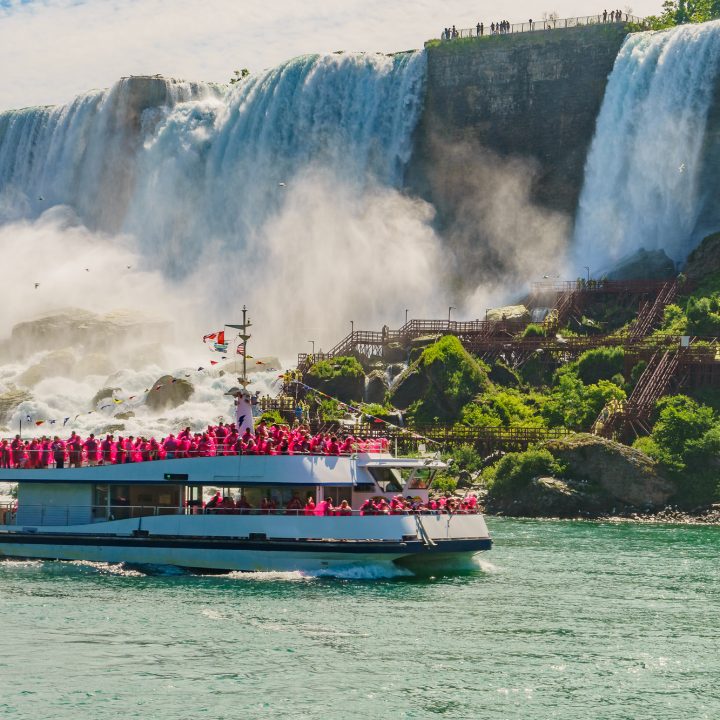 Can You Get Around Niagara Falls Without a Car?